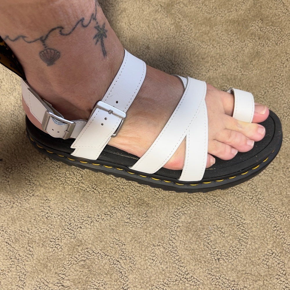 Dr. Martens Avry Hydro White Leather Sandals